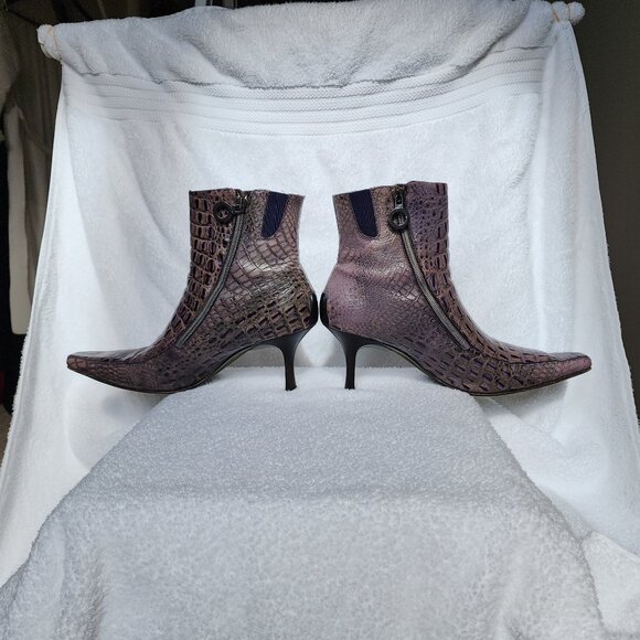 Halloween Witch Boots - Purple - Picture 1 of 11
